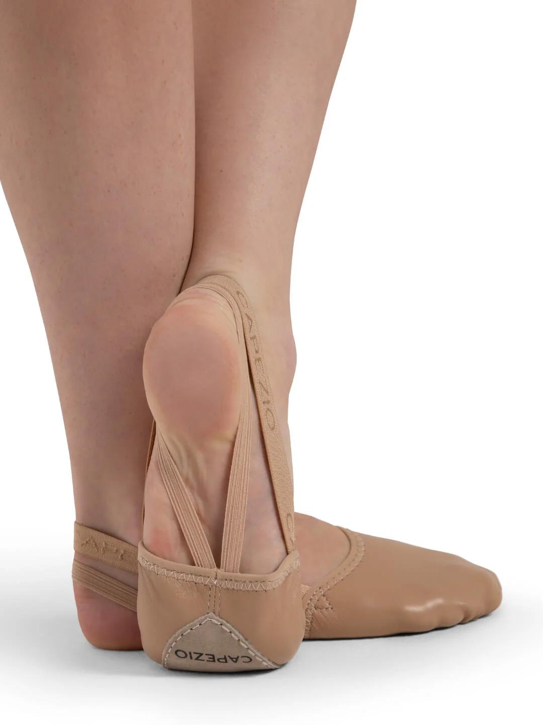 Nahkaiset puolitossut tanssiin – Capezio Leather Pirouette II, Nude - Image 3